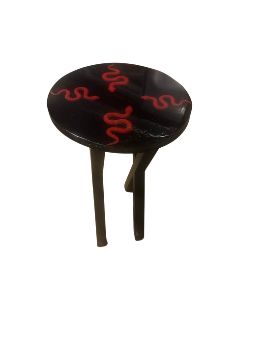 20” Round Epoxy Accent Table - Red Serpent
